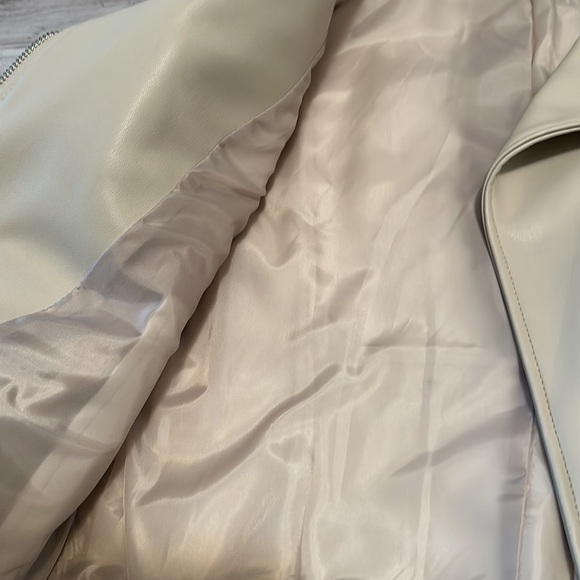 Zara faux leather jacket - Picture 3 of 5